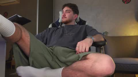 Alex online show from October 19, 6:36 am