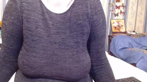 NINA online show from September 20, 7:04 pm