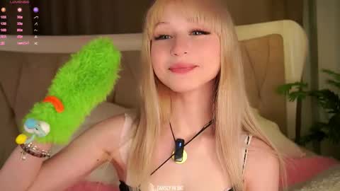 Amy online show from October 14, 1:56 pm