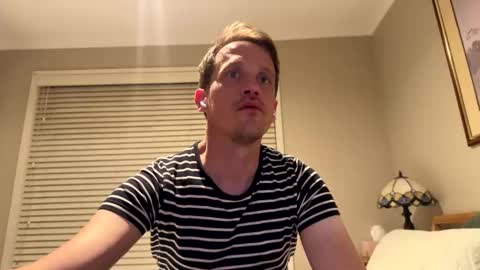 Kris online show from November 22, 11:42 am