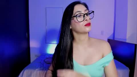 andrea online show from March 8, 1:47 am