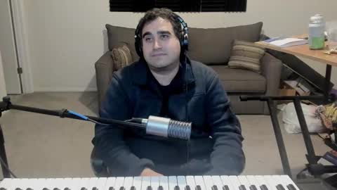 Snapshot of aaroleplayer chatting on February 25, 11:22 pm Aaron online show from February 25, 11:22 pm