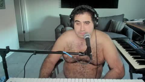 Snapshot of aaroleplayer chatting on October 26, 9:31 pm Aaron online show from October 26, 9:31 pm