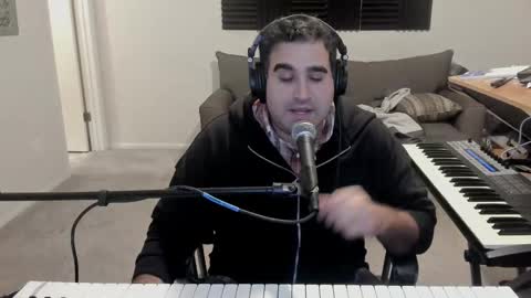 Snapshot of aaroleplayer chatting on November 6, 10:43 pm Aaron online show from November 6, 10:43 pm