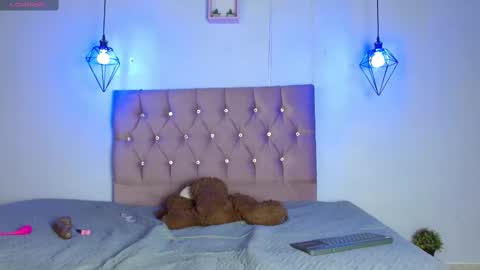 Aaron y Antonella online show from February 19, 11:14 pm