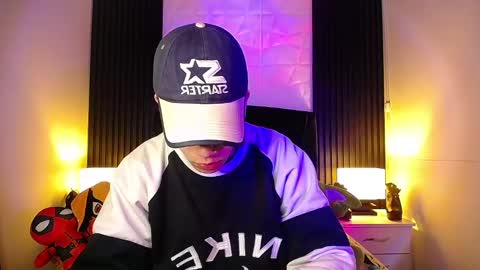 Aaron online show from January 4, 2:14 pm