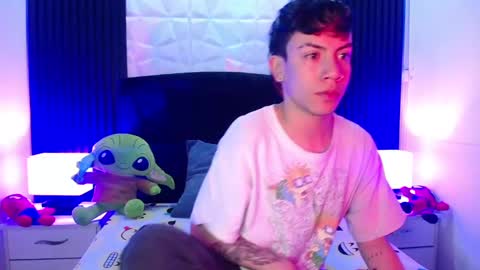 Aaron online show from January 8, 12:37 pm