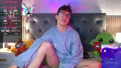 Aaron online show from January 9, 12:41 pm