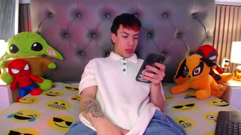 Aaron online show from January 15, 4:11 pm