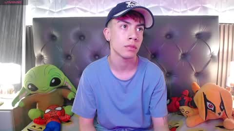 Aaron online show from January 28, 7:00 pm