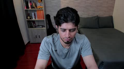 Aaron online show from January 15, 11:30 pm