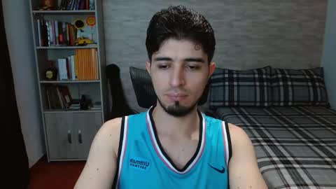 Aaron online show from October 20, 7:03 pm