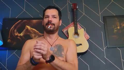 Aaron online show from September 19, 5:35 pm