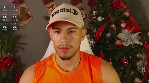 AARON  online show from December 10, 11:40 pm