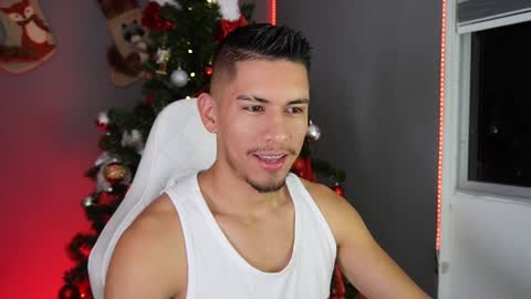 AARON  online show from December 15, 11:31 pm