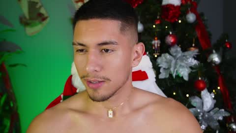 AARON  online show from December 24, 3:38 am