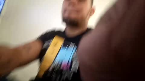 Snapshot of aaronhunter__ chatting on December 23, 6:16 pm ig aaron hunter123 online show from December 23, 6:16 pm