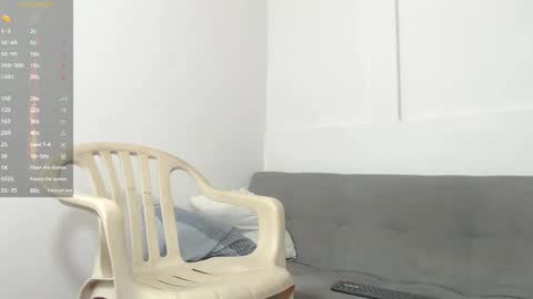 Snapshot of aaronhunter__ chatting on January 10, 12:17 am ig aaron hunter123 online show from January 10, 12:17 am