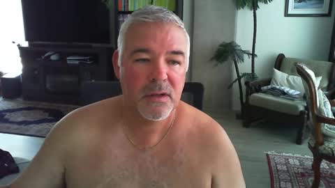 Snapshot of aarosteev chatting on February 25, 5:36 pm Jason online show from February 25, 5:36 pm