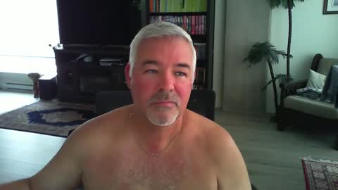 Snapshot of aarosteev chatting on February 26, 3:08 pm Jason online show from February 26, 3:08 pm
