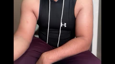 Snapshot of aaryan_sexoo chatting on May 30, 6:32 am aaryan_sexoo online show from May 30, 6:32 am
