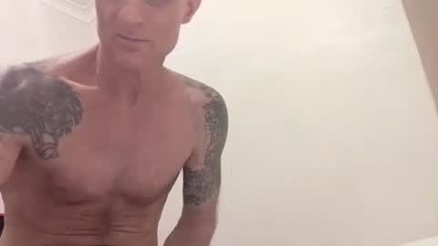 Snapshot of aazzaa125 chatting on March 7, 6:46 am aazzaa125 online show from March 7, 6:46 am