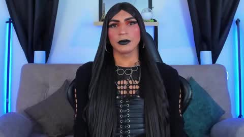 Abbigail Fuster  online show from May 15, 10:33 am