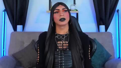 Abbigail Fuster  online show from May 18, 10:43 am