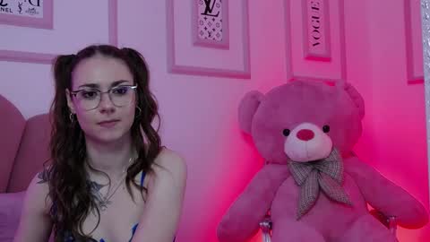Abby online show from March 4, 8:38 pm