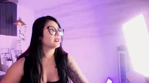 Snapshot of abby_cole1 chatting on September 10, 2:33 am abby cole1 online show from September 10, 2:33 am