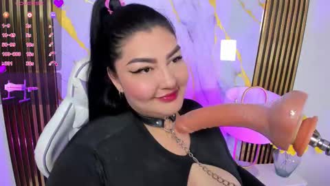 Snapshot of abby_deep_2 chatting on October 5, 10:13 am abby_deep_2 online show from October 5, 10:13 am