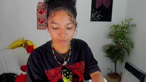 Lucia  online show from February 15, 7:28 pm