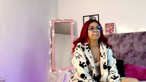 abby duponpt online show from February 5, 10:31 am