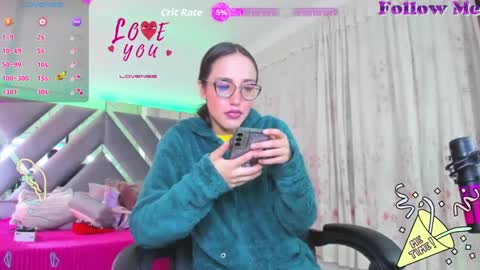 Snapshot of abby_esposiito chatting on September 29, 6:13 pm abby_esposiito online show from September 29, 6:13 pm