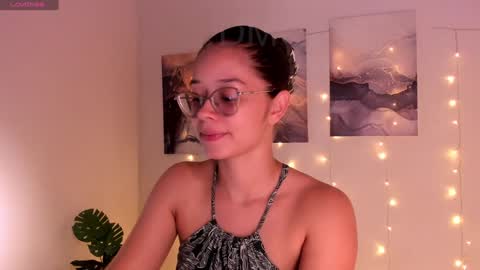 Snapshot of abby_excitease chatting on December 14, 6:41 pm I want to make you addicted to me online show from December 14, 6:41 pm
