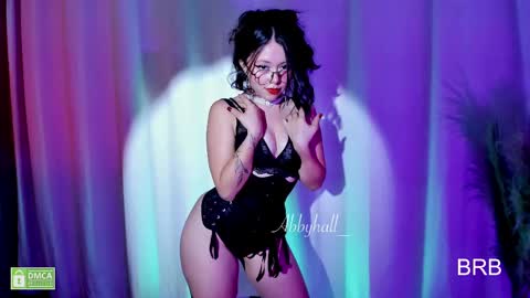 Snapshot of abbyhall__ chatting on December 28, 12:47 am INSTAGRAM abby hall82 online show from December 28, 12:47 am