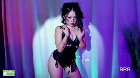 Snapshot of abbyhall__ chatting on January 8, 1:32 am INSTAGRAM abby hall82 online show from January 8, 1:32 am