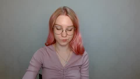 Abby Lovense is active online show from December 5, 9:28 am