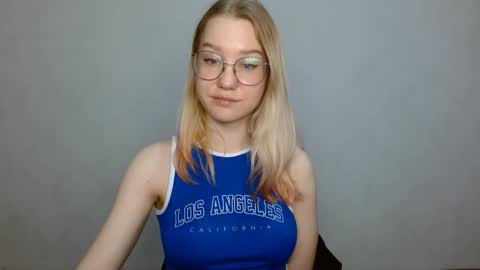 Abby Lovense is active online show from February 8, 11:33 am