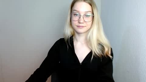 Abby Lovense is active online show from March 12, 12:36 pm