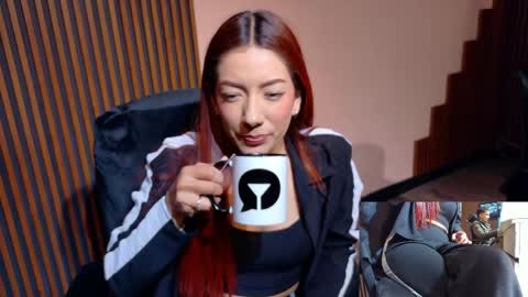 Abby Stones online show from May 8, 1:49 pm