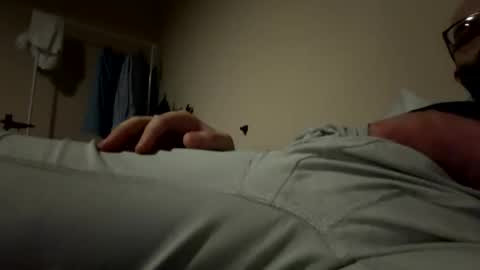 Snapshot of abe21342 chatting on October 21, 6:47 am abe21342 online show from October 21, 6:47 am