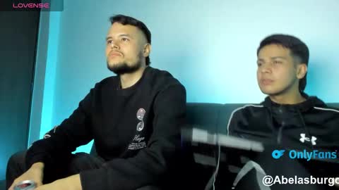 Independence model AbelAsburgo online show from November 29, 12:13 am