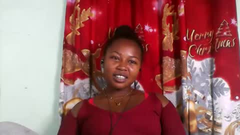 Snapshot of abella677022 chatting on May 9, 5:40 pm abella677022 online show from May 9, 5:40 pm