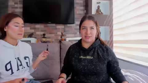 Snapshot of abella_as chatting on September 22, 1:46 pm Abella online show from September 22, 1:46 pm