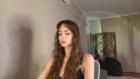 abella_danger_x online show from May 25, 12:00 pm