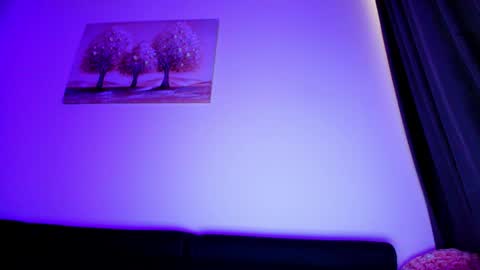 Snapshot of abella_soleill chatting on June 4, 5:35 am abella_soleill online show from June 4, 5:35 am