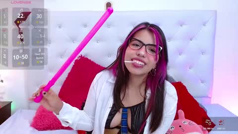 BELLA online show from December 24, 4:55 am