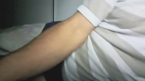 Snapshot of abender82 chatting on November 4, 11:26 pm Abender online show from November 4, 11:26 pm