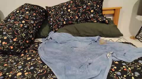 Naked Gentleman online show from December 21, 5:25 am